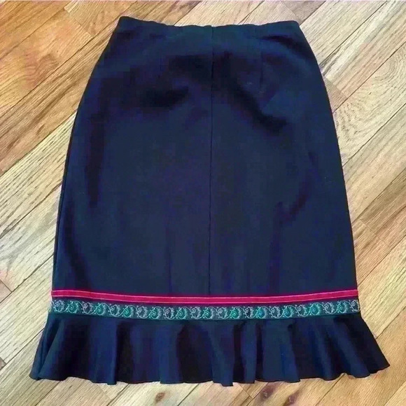 Hanna Andersson Women’s Black Ruffle Pencil Midi Skirt Embroidered Size Small - Picture 9 of 10